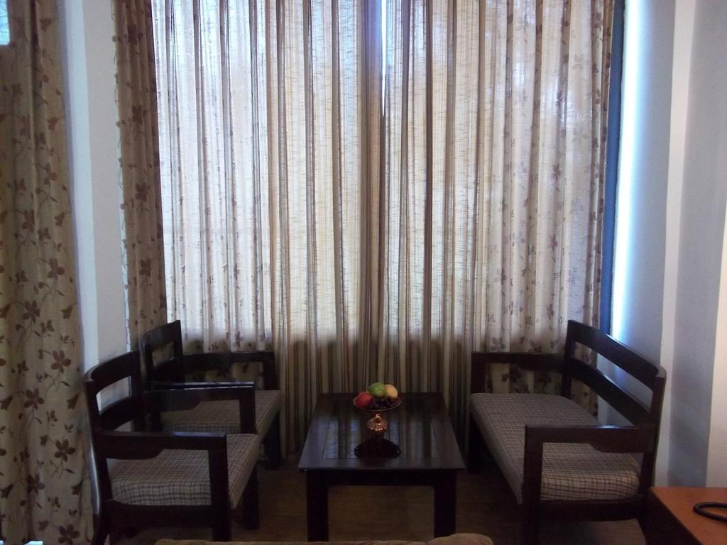 Mohan Palace Dalhousie Phòng bức ảnh