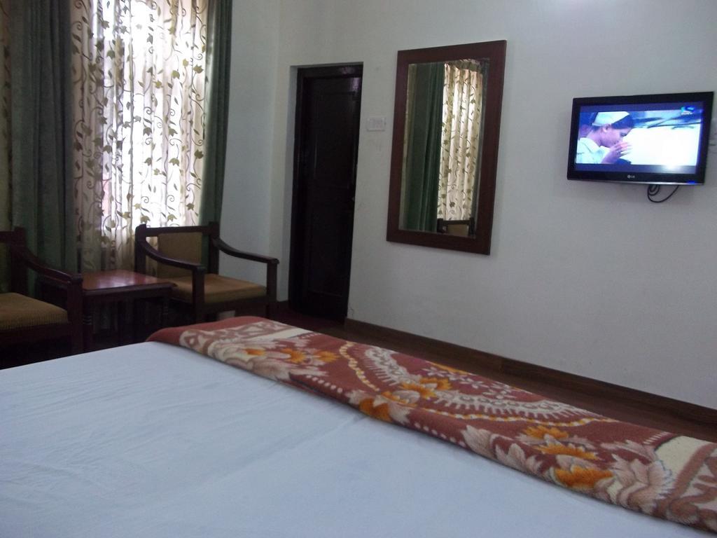 Mohan Palace Dalhousie Phòng bức ảnh